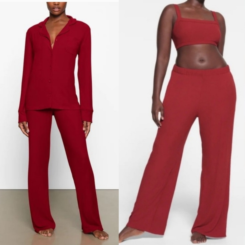 Skims soft ribbed lounge pants